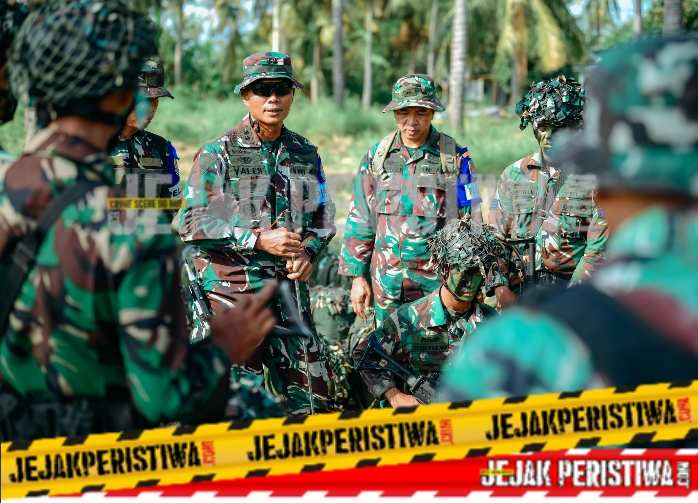 Prajurit Yonkapa 2 Marinir Latihan Kemampuan Navigasi Berkendaraan Tempur